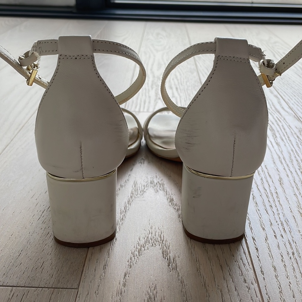 Aldo Ivory Block Heel Sandals with Gold Accents - Picture 4 of 7